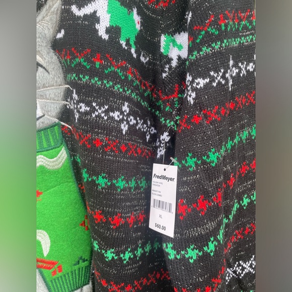 Christmas Cat Sweater - Picture 7 of 9